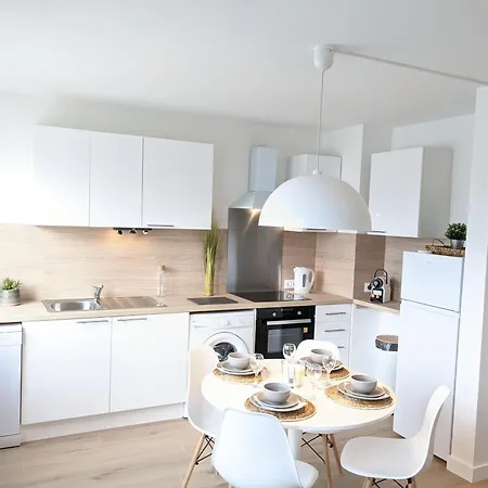 Apartment Cosy Iris- T4 - Avec Balcon & Parking Gratuit