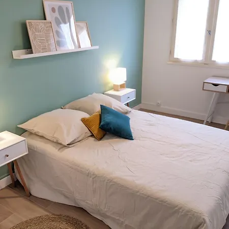 Cosy Iris- T4 - Avec Balcon & Parking Gratuit Apartment *