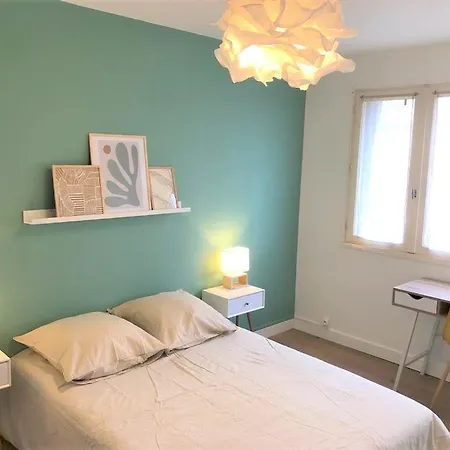 Cosy Iris- T4 - Avec Balcon & Parking Gratuit Pau