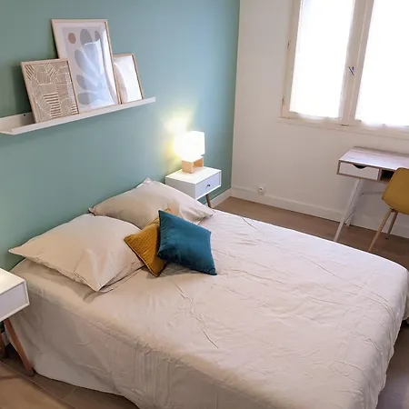 Cosy Iris- T4 - Avec Balcon & Parking Gratuit