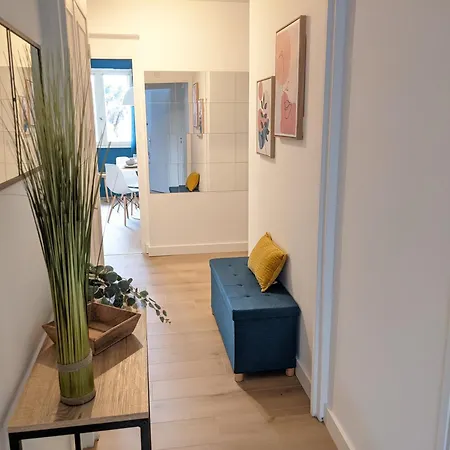 Cosy Iris- T4 - Avec Balcon & Parking Gratuit * Pau
